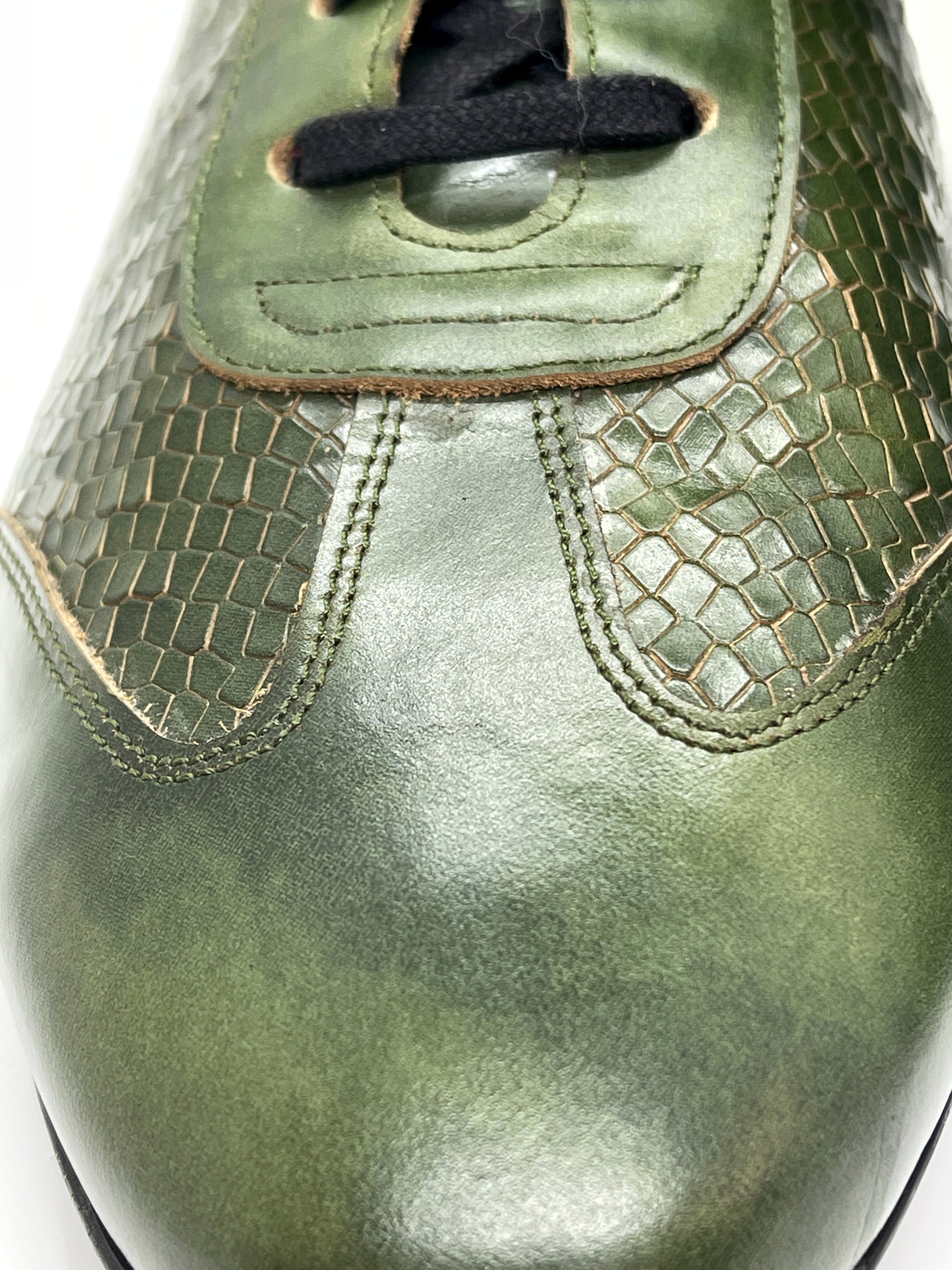 Handgemachter Herrenschuh, Freizeitschuh, Sneaker, laubgrün, Grün, echtes Leder