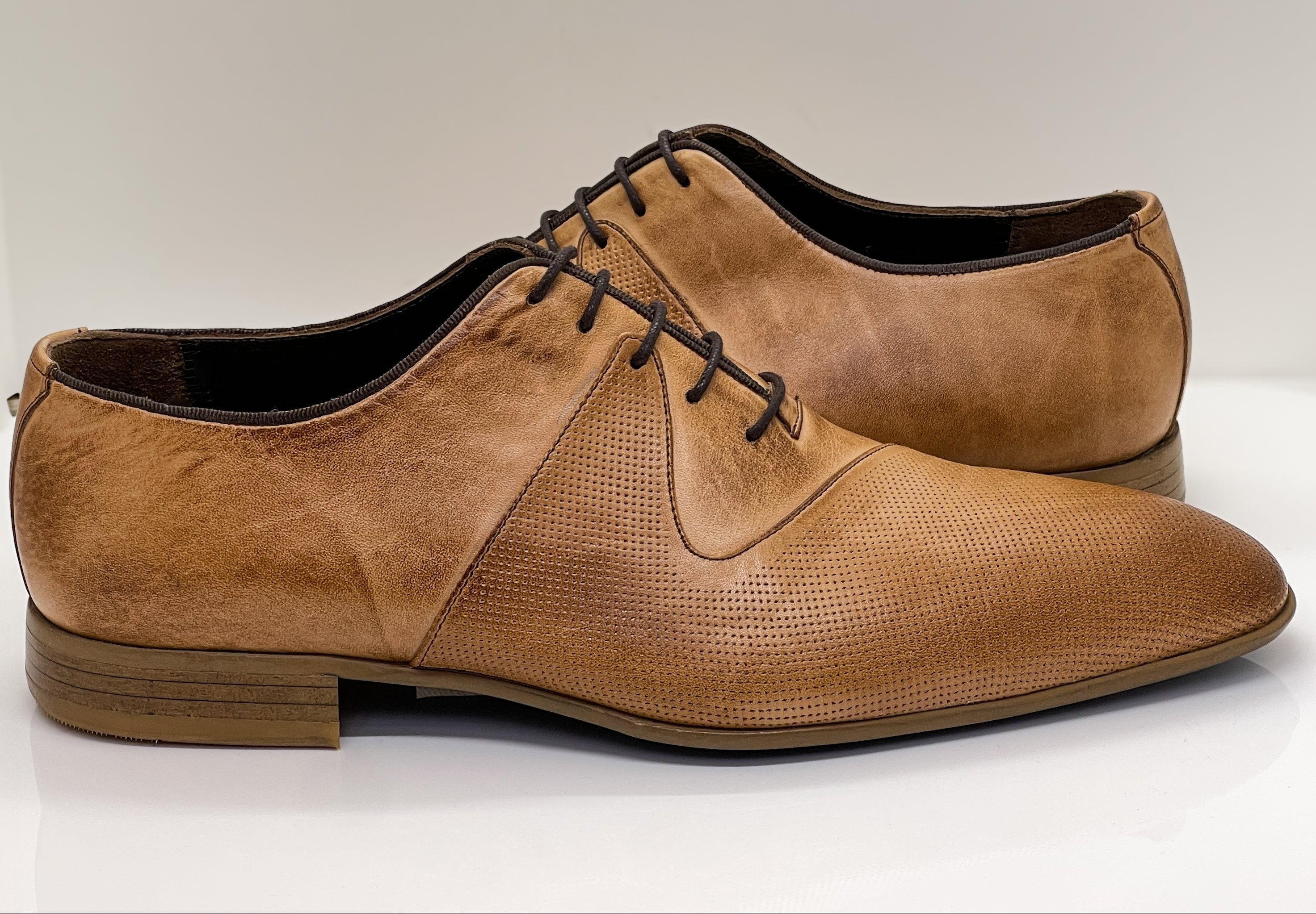 Handgemachter Herrenschuh, nude/cognac_braun, matt, echtes Leder