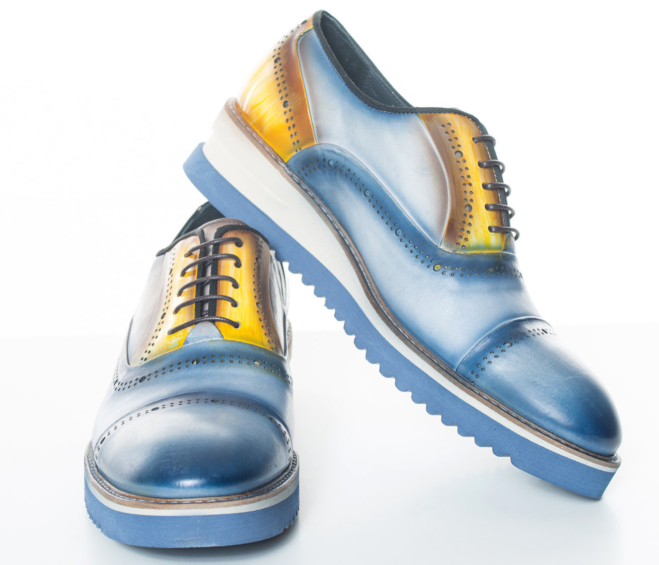 Handgemachter Herrenschuh, Freizeitschuh, blau-gelb, patiniert, leichte Sohle, Sale