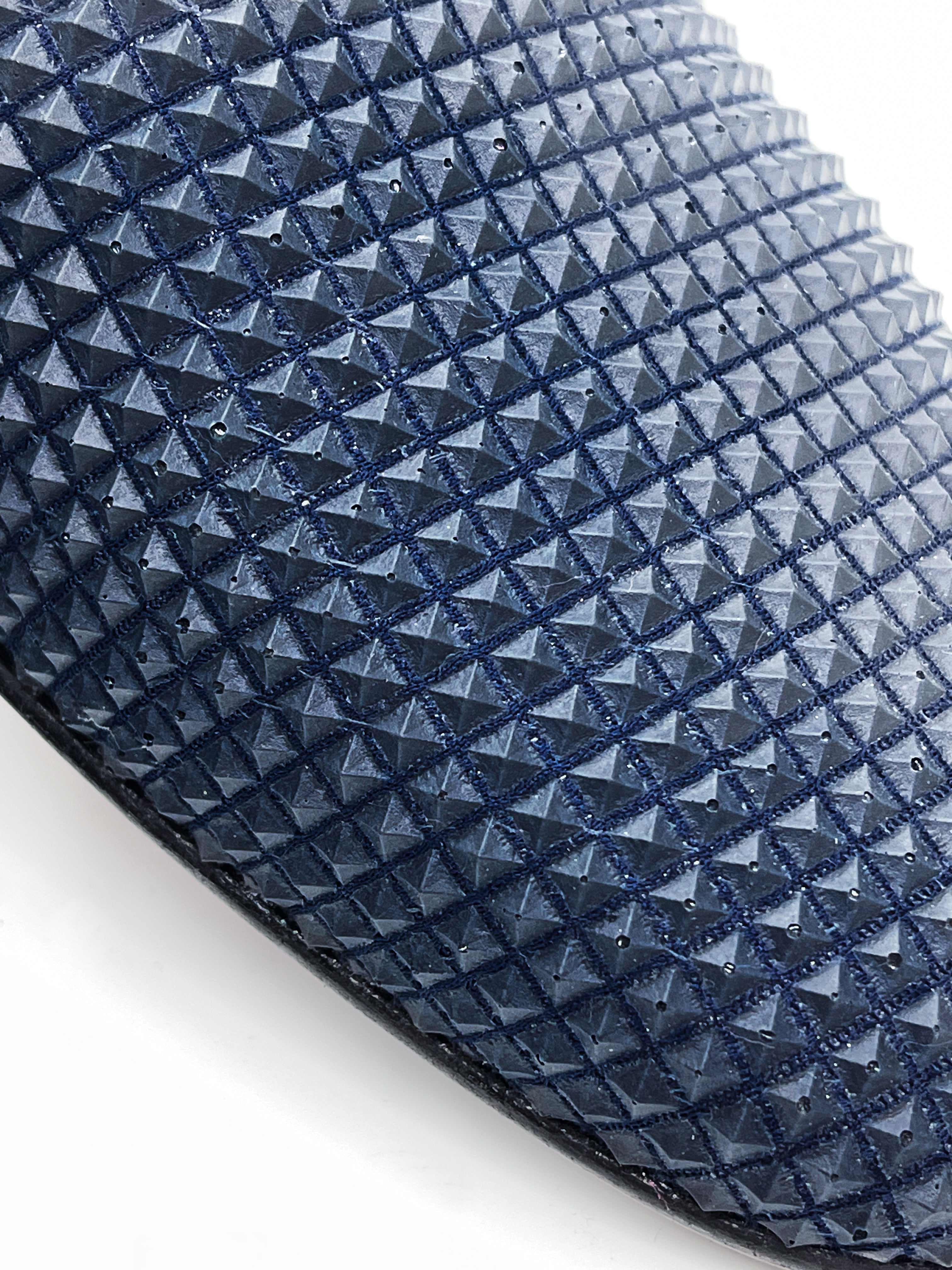 Handgemachter Herrenschuh, Slipper aus echtem Leder mit Krokoprägung, Perlmutteffekt, Indigo-Blau