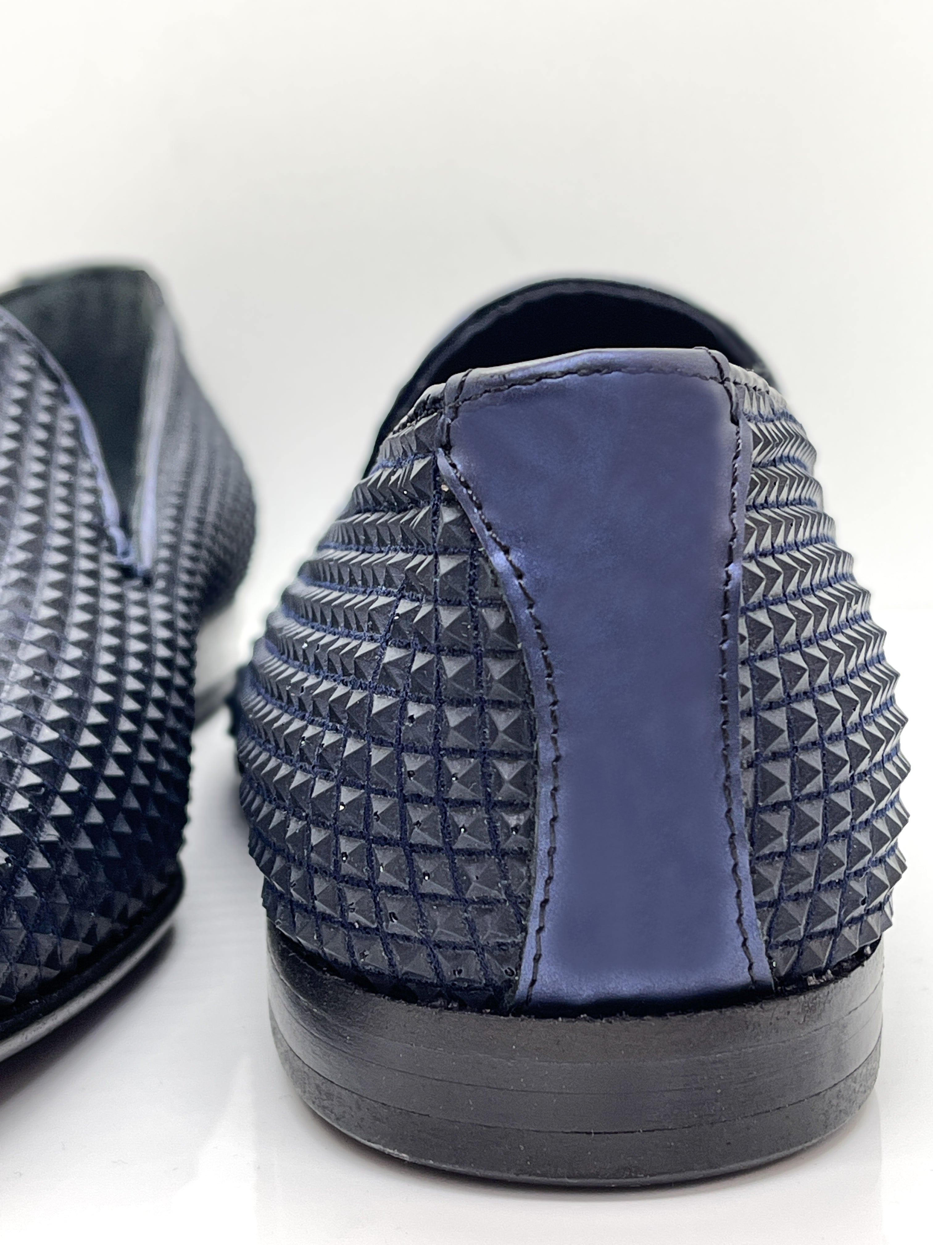 Handgemachter Herrenschuh, Slipper aus echtem Leder mit Krokoprägung, Perlmutteffekt, Indigo-Blau