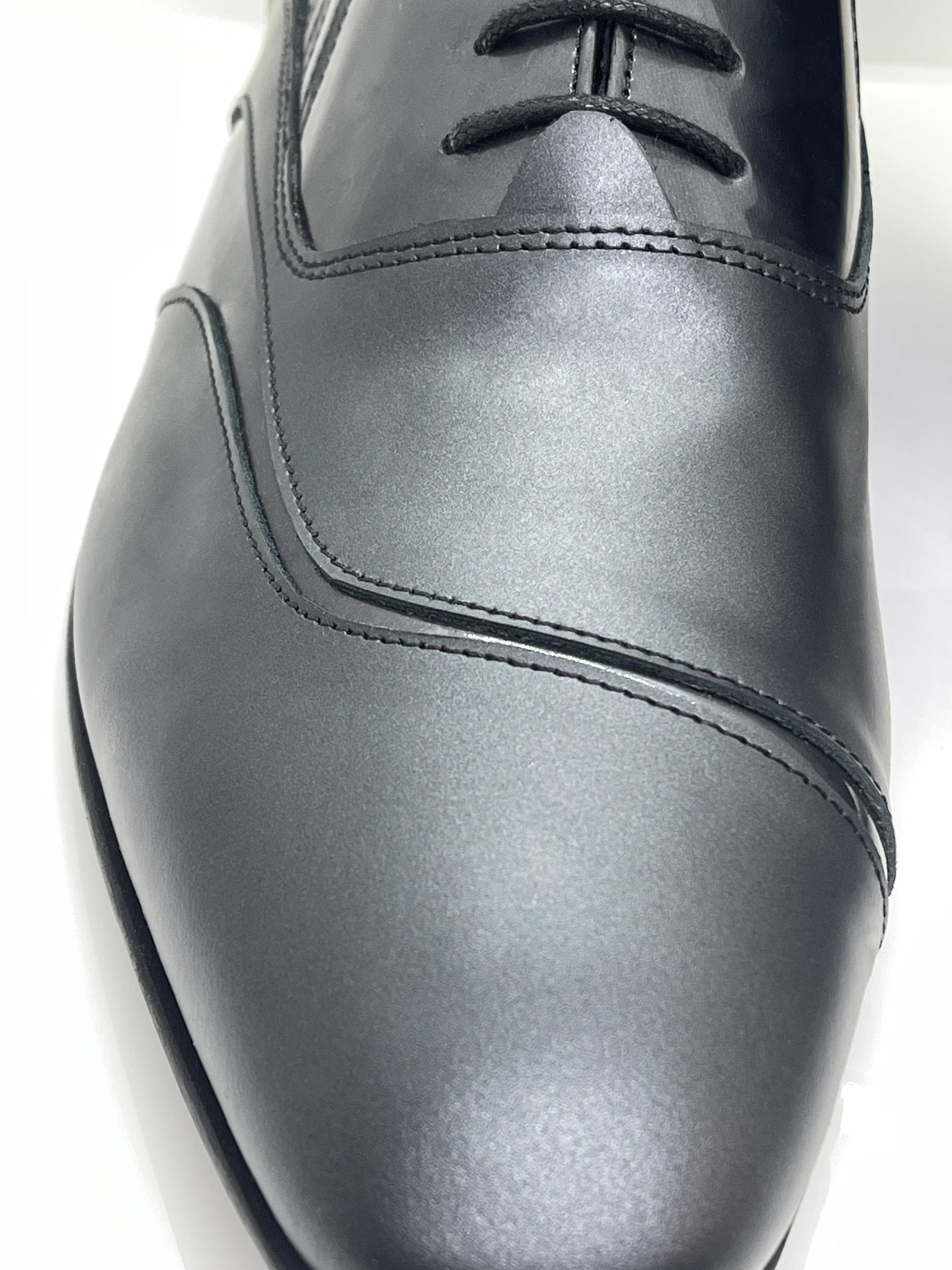 Handgemachter Herrenschuh, mit Patchworkeinsatz, Perlmuteffekt, Grau, echtes Leder