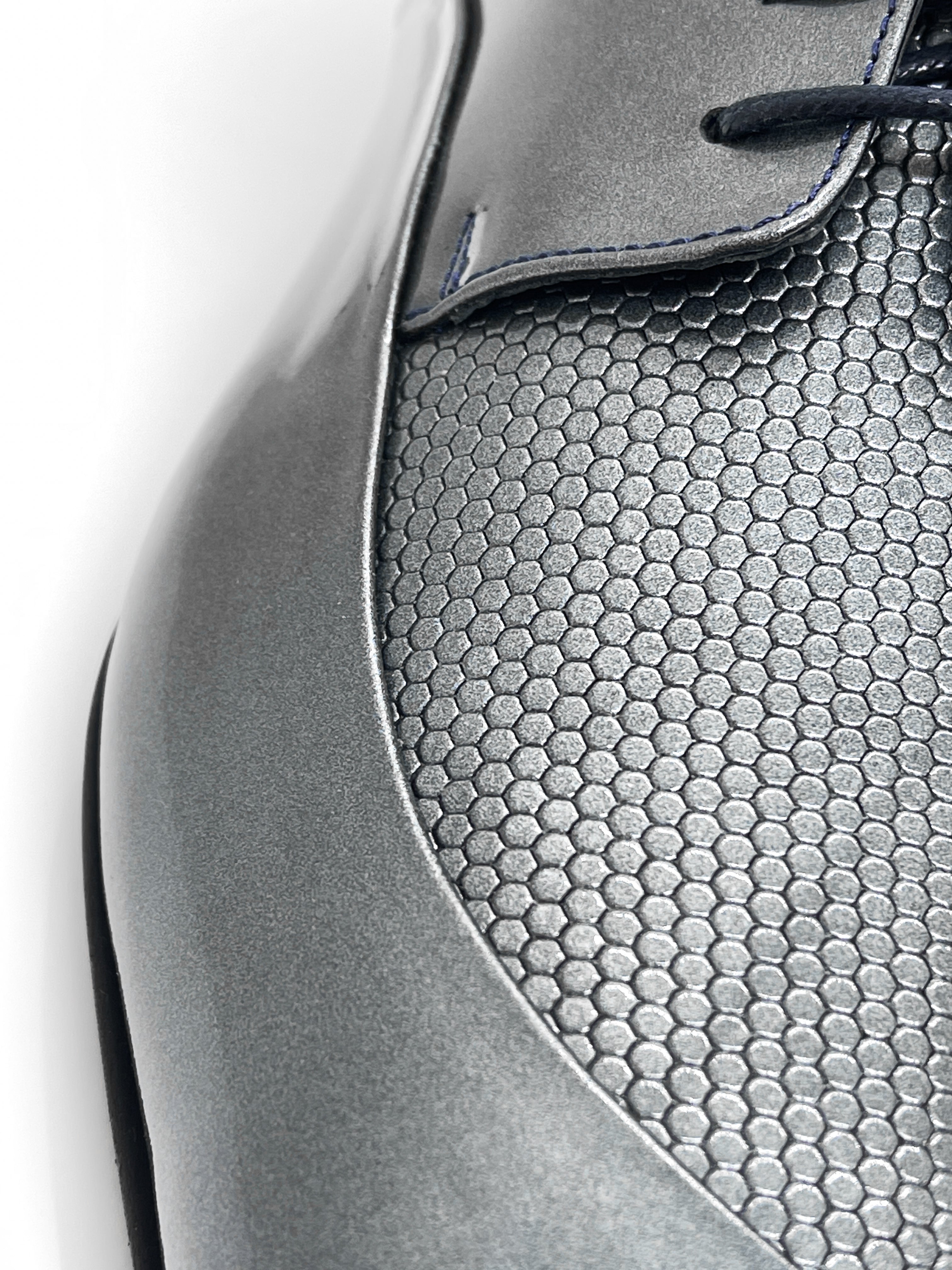 Handgemachter Herrenschuh, Hochzeitsschuh, echtes Leder, eisblau metallic/ Lack
